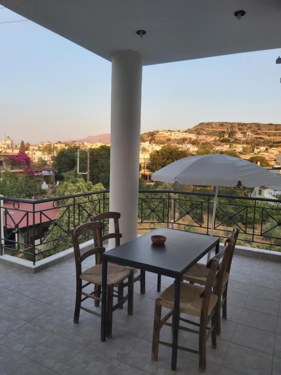 Bodikos Apartments Pitsidia Exterior photo