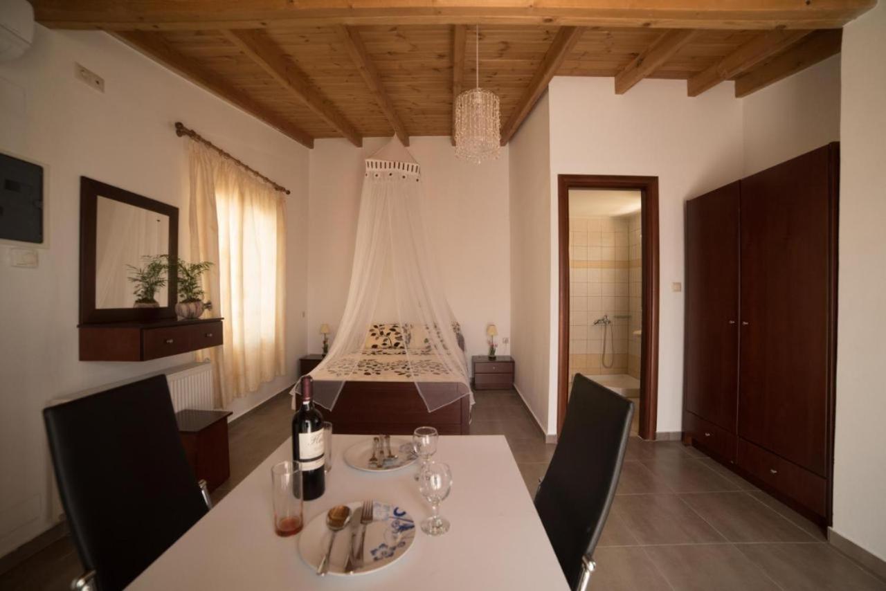 Bodikos Apartments Pitsidia Exterior photo